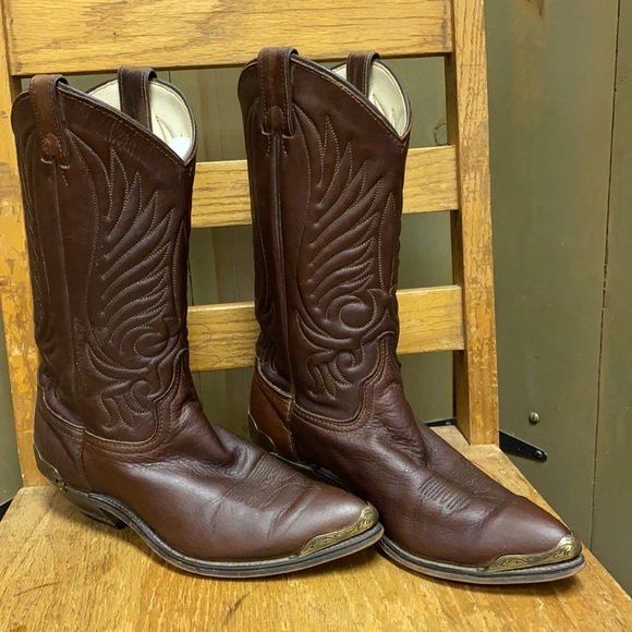 Boots. Decorative. Size 6 1/2 - Picture 4 of 10